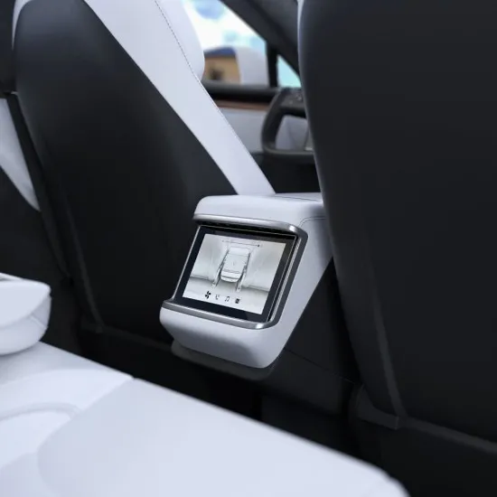 Folie pentru Display Auto Tesla Model X 2022 / Model S 2021 - Spigen Glas.tR Slim Anti-Glare - Black Folie pentru Display Auto Tesla Model X 2022 / Model S 2021 - Spigen Glas.tR Slim Anti-Glare - Black