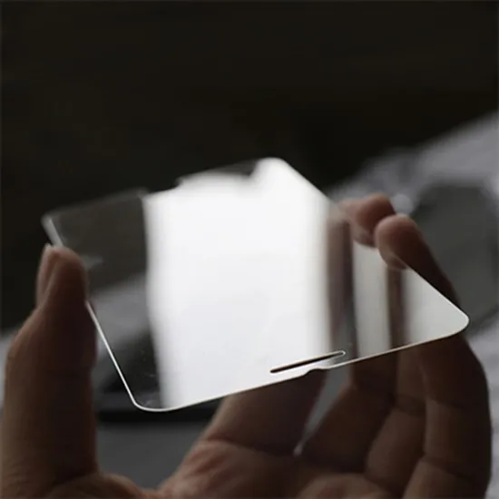 Folie pentru iPhone 16 - Lito 2.5D Classic Glass - Clear Folie pentru iPhone 16 - Lito 2.5D Classic Glass - Clear