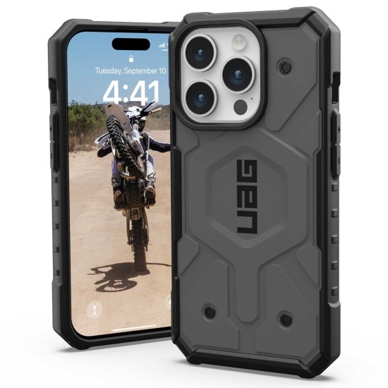 Husa pentru iPhone 15 Pro Max - UAG Pathfinder MagSafe - Silver Husa pentru iPhone 15 Pro Max - UAG Pathfinder MagSafe - Silver