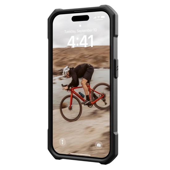 Husa pentru iPhone 15 Pro - UAG Essential Armor MagSafe - Black Husa pentru iPhone 15 Pro - UAG Essential Armor MagSafe - Black