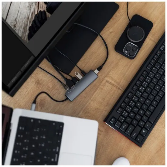 Incarcator Magnetic cu Cablu si Suport, 15W, 1.2m - Fixed (FIXMPAD2-BK) - Black Incarcator Magnetic cu Cablu si Suport, 15W, 1.2m - Fixed (FIXMPAD2-BK) - Black