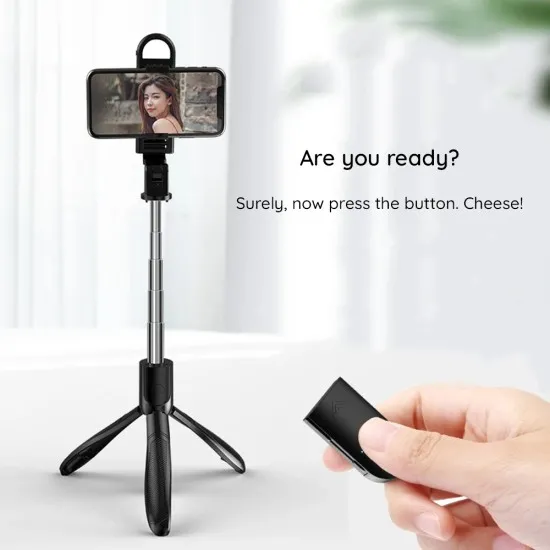Selfie Stick cu Telecomanda si Lumina LED, Sleep Mode, 70cm - Techsuit (S01-S) - Black Selfie Stick cu Telecomanda si Lumina LED, Sleep Mode, 70cm - Techsuit (S01-S) - Black
